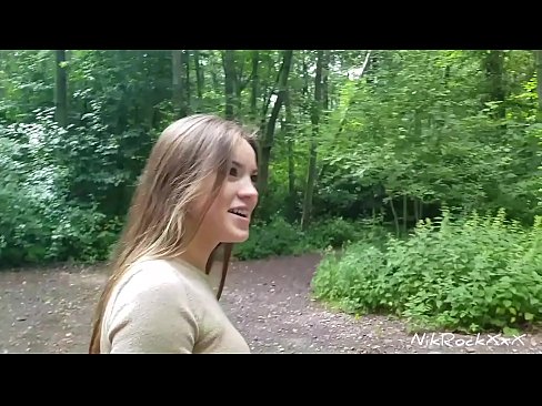 ❤️ Ech hunn dem Evelina virgeschloen datt mir op enger ëffentlecher Plaz fécken! Si sot jo. Dunn hunn ech hatt an den Arsch gefickt an an hirem Mond kum. Dunn huet si sech selwer gepisst. Fucking Video  op lb.pornjimbo.ru ﹏